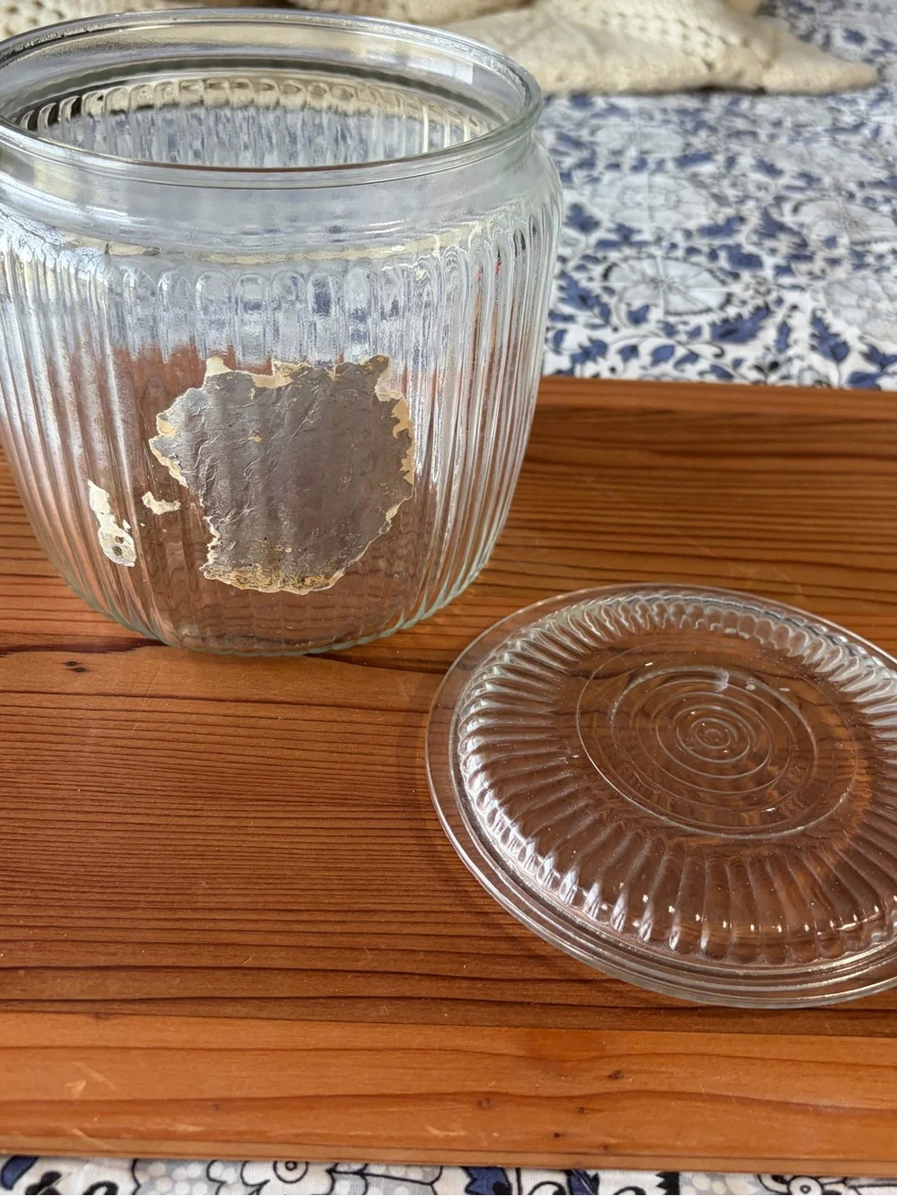 Vintage Clear Glass Ribbed Storage Jar with Lid - Clear EUC new chips cracks